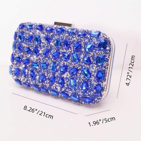 💎 Jewel Encrusted Purse 💎 - Picture 2 of 7